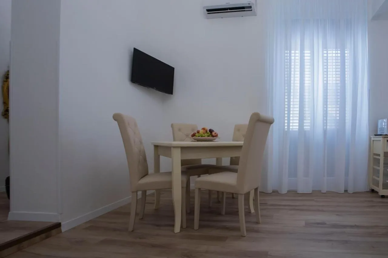 פלרמו Terre D'Oro, Appartamento Di Lusso In Centro Citta 0*,  איטליה
